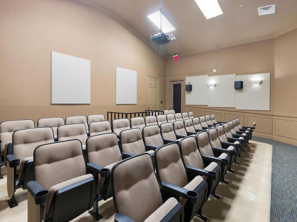 Spacious 4Br Home Themed Rooms, Pool, Near Disney Orlando Eksteriør billede